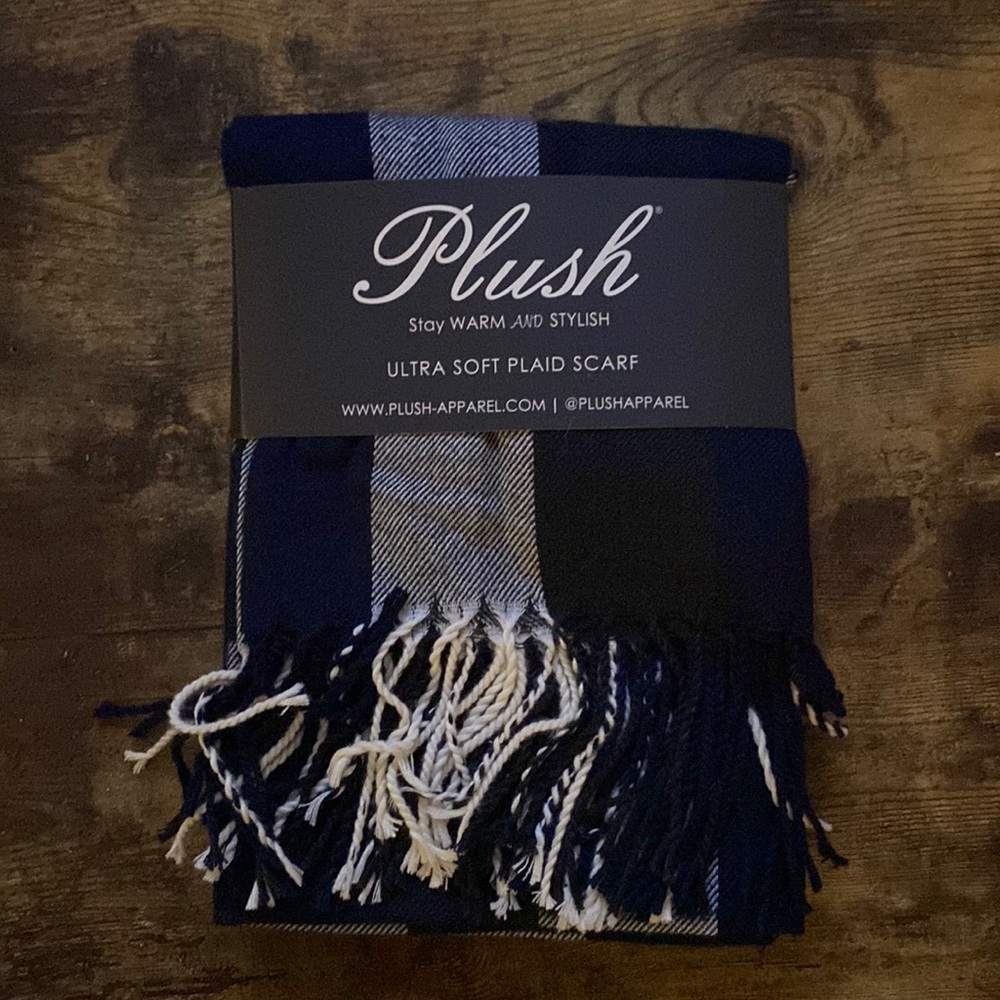 Plaid scarf